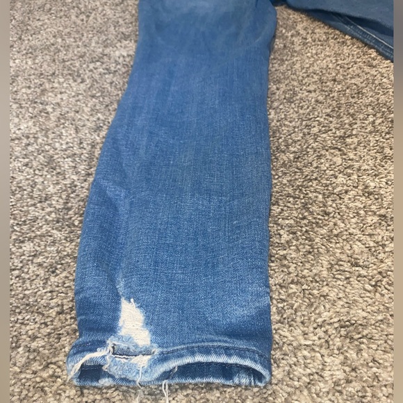 Jeans - Picture 8 of 9